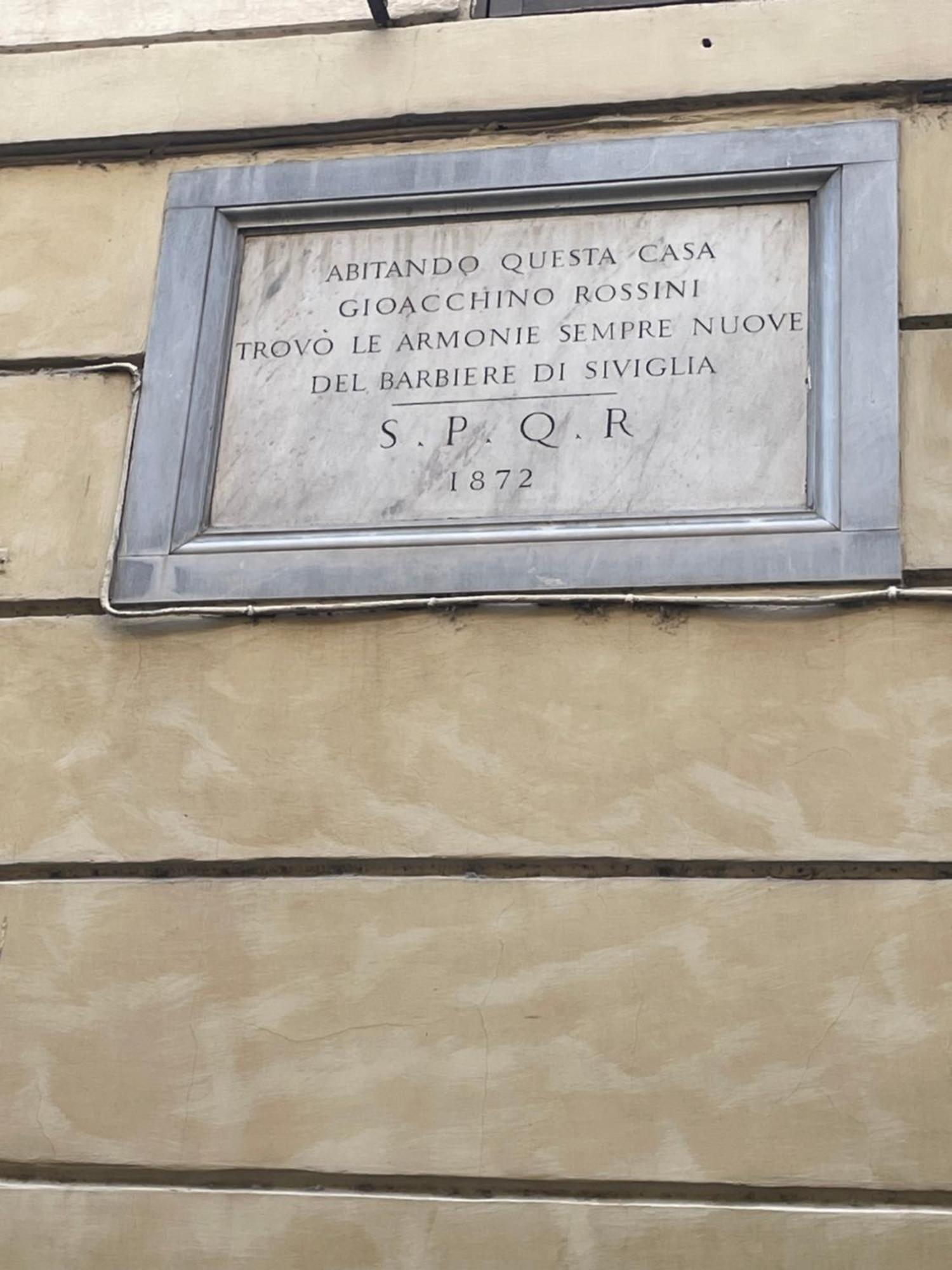 Giglio Apartment Navona روما المظهر الخارجي الصورة